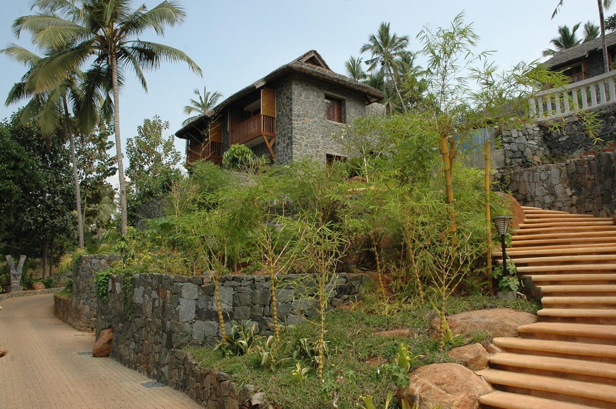 Taj Green Cove Resort And Spa Kovalam Exterior foto